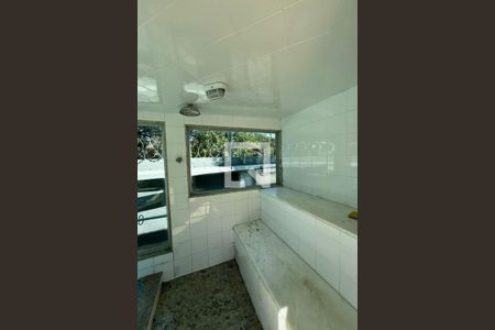 Casa para alugar com 1113m², 3 quartos e 4 vagas