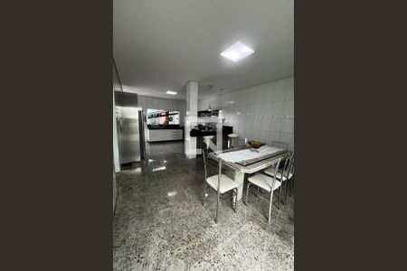 Casa para alugar com 1113m², 3 quartos e 4 vagas