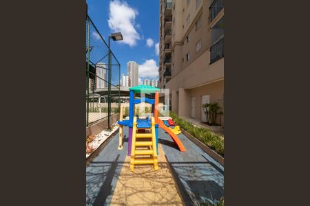 Apartamento à venda com 49m², 2 quartos e 1 vaga Apartamento à venda com 49m², 2 quartos e 1 vagaÁrea comum - Playground