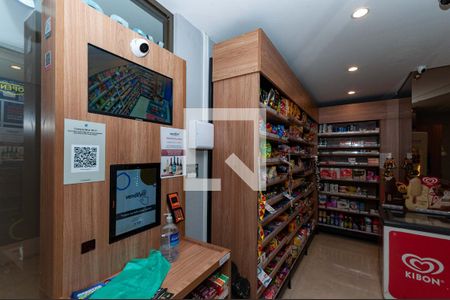 Apartamento para alugar com 67m², 2 quartos e 1 vaga Apartamento para alugar com 67m², 2 quartos e 1 vagaÁrea Comum - Minimercado