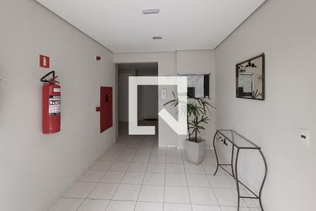 Apartamento à venda com 53m², 2 quartos e 1 vaga Apartamento à venda com 53m², 2 quartos e 1 vagaHall social