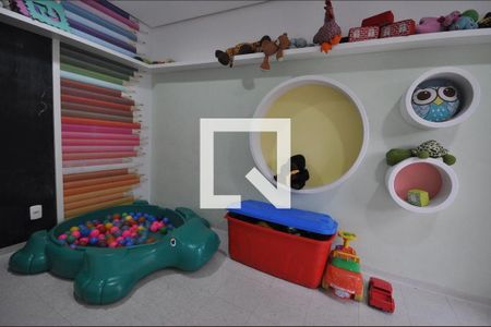 Apartamento à venda com 53m², 2 quartos e 1 vaga Apartamento à venda com 53m², 2 quartos e 1 vagaÁrea comum - Brinquedoteca