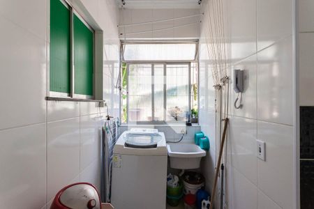 Apartamento à venda com 117m², 3 quartos e 1 vagaÁrea de Serviço