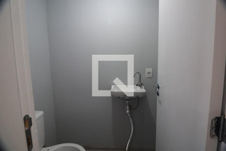 Casa de condomínio para alugar com 108m², 3 quartos e 2 vagasLavabo