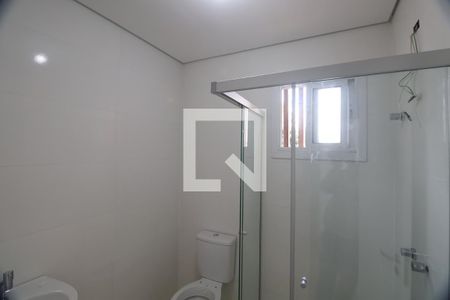 Casa de condomínio para alugar com 108m², 3 quartos e 2 vagasBanheiro da Suíte