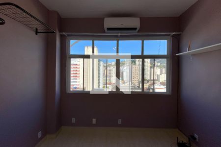 Quarto de kitnet/studio para alugar com 1 quarto, 22m² em Centro, Rio de Janeiro