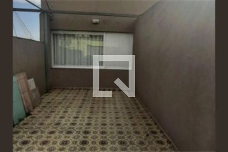 Casa à venda com 2 quartos, 250m² em Vila Mangalot, São Paulo