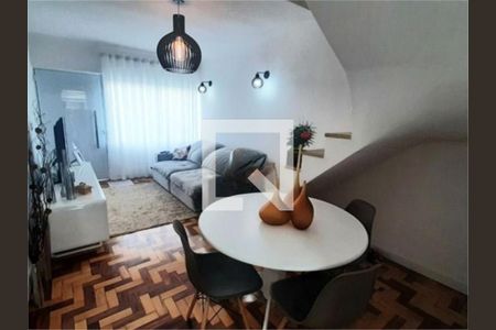 Casa à venda com 2 quartos, 250m² em Vila Mangalot, São Paulo