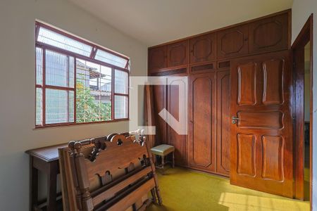 Casa à venda com 507m², 6 quartos e 4 vagasQuarto 2