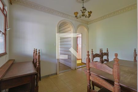 Sala de casa à venda com 6 quartos, 507m² em Santa Efigênia, Belo Horizonte