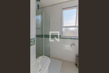 Apartamento à venda com 92m², 2 quartos e 1 vaga Apartamento à venda com 92m², 2 quartos e 1 vagaBanheiro da Suite
