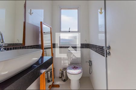 Apartamento à venda com 92m², 2 quartos e 1 vaga Apartamento à venda com 92m², 2 quartos e 1 vagaBanheiro