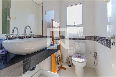 Apartamento à venda com 92m², 2 quartos e 1 vaga Apartamento à venda com 92m², 2 quartos e 1 vagaBanheiro