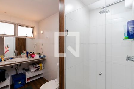 Apartamento à venda com 154m², 4 quartos e 1 vaga Apartamento à venda com 154m², 4 quartos e 1 vagaBanheiro 2