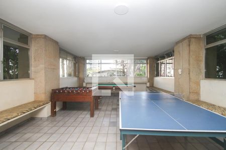 Apartamento à venda com 154m², 4 quartos e 1 vaga Apartamento à venda com 154m², 4 quartos e 1 vaga Área Comum Salão de Jogos