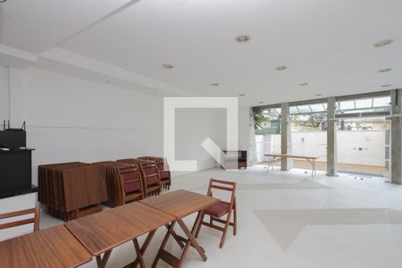 Apartamento à venda com 154m², 4 quartos e 1 vaga Apartamento à venda com 154m², 4 quartos e 1 vaga Área Comum Salão de Festas