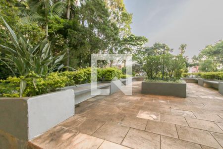 Apartamento à venda com 154m², 4 quartos e 1 vaga Apartamento à venda com 154m², 4 quartos e 1 vagaÁrea Comum