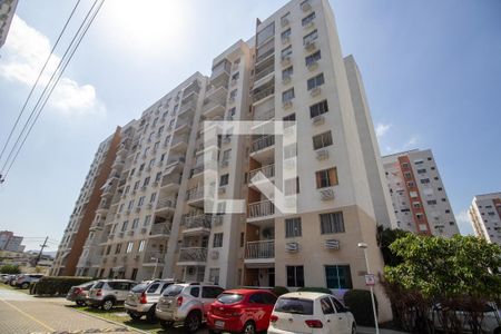 Apartamento à venda com 49m², 2 quartos e 1 vaga Apartamento à venda com 49m², 2 quartos e 1 vagaFachada