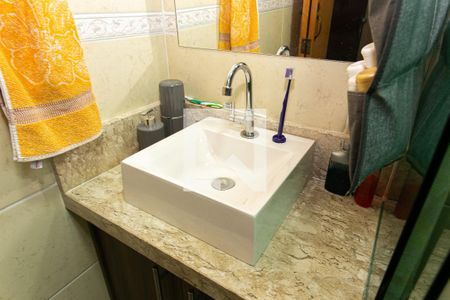 Casa de condomínio à venda com 55m², 3 quartos e 1 vagaBanheiro da Suíte