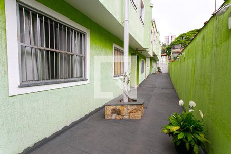 Casa de condomínio à venda com 55m², 3 quartos e 1 vagaÁrea Comum - Corredor