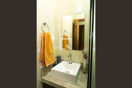 Casa de condomínio à venda com 55m², 3 quartos e 1 vagaBanheiro Social