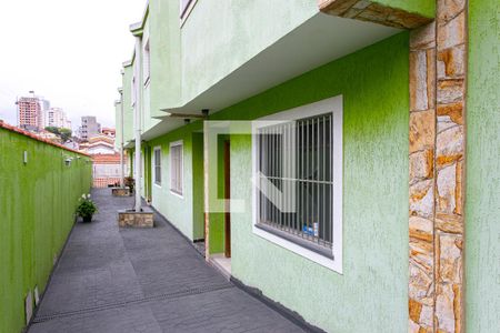 Casa de condomínio à venda com 55m², 3 quartos e 1 vagaÁrea Comum - Corredor
