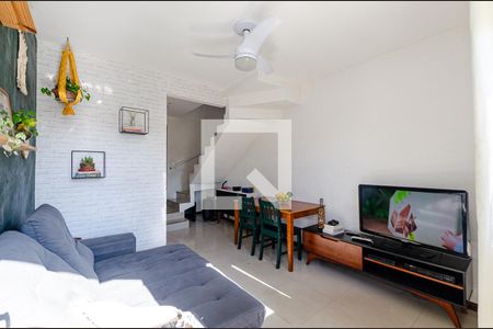 Sala de casa à venda com 2 quartos, 70m² em Santana, Niterói