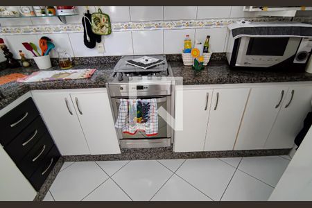 Casa de condomínio à venda com 222m², 3 quartos e 2 vagas Casa de condomínio à venda com 222m², 3 quartos e 2 vagascozinha / copa