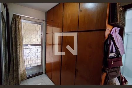 Casa de condomínio à venda com 222m², 3 quartos e 2 vagas Casa de condomínio à venda com 222m², 3 quartos e 2 vagasquarto 3 - suite closet