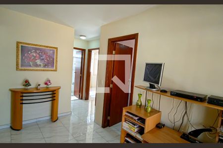 Casa de condomínio à venda com 222m², 3 quartos e 2 vagas Casa de condomínio à venda com 222m², 3 quartos e 2 vagashall