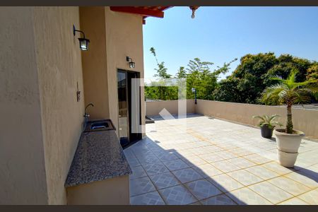 Casa de condomínio à venda com 222m², 3 quartos e 2 vagas Casa de condomínio à venda com 222m², 3 quartos e 2 vagasterraço