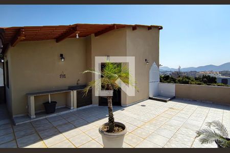 Casa de condomínio à venda com 222m², 3 quartos e 2 vagas Casa de condomínio à venda com 222m², 3 quartos e 2 vagasterraço