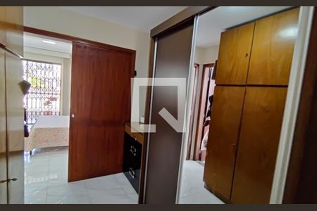 Casa de condomínio à venda com 222m², 3 quartos e 2 vagas Casa de condomínio à venda com 222m², 3 quartos e 2 vagasquarto 3 - suite closet