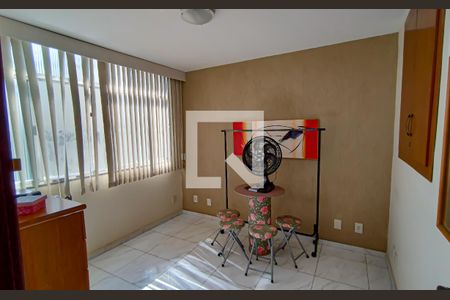 Casa de condomínio à venda com 222m², 3 quartos e 2 vagas Casa de condomínio à venda com 222m², 3 quartos e 2 vagasquarto 1