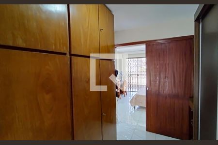 Casa de condomínio à venda com 222m², 3 quartos e 2 vagas Casa de condomínio à venda com 222m², 3 quartos e 2 vagasquarto 3 - suite closet