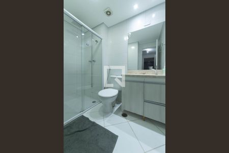 Apartamento para alugar com 55m², 2 quartos e 1 vaga Apartamento para alugar com 55m², 2 quartos e 1 vagaBanheiro da Suíte