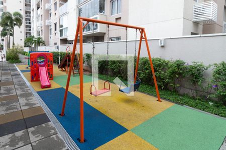 Apartamento para alugar com 68m², 2 quartos e 1 vagaÁrea comum - Playground