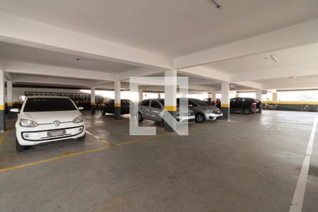 Apartamento para alugar com 68m², 2 quartos e 1 vagaÁrea comum - Estacionamento