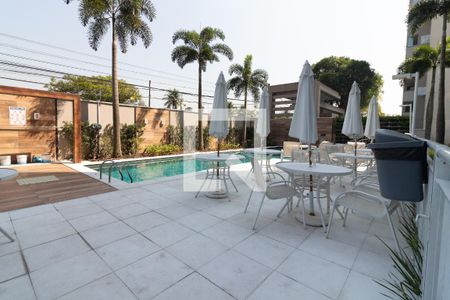 Apartamento para alugar com 68m², 2 quartos e 1 vagaÁrea comum - Piscina