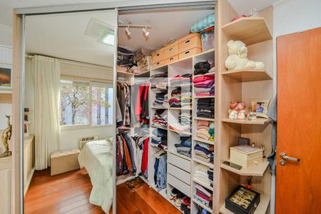 Apartamento à venda com 98m², 3 quartos e 1 vagaQuarto 1/closet