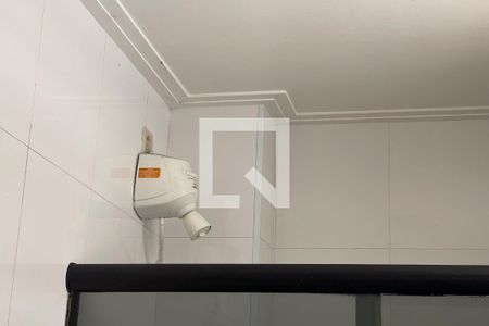 Casa para alugar com 75m², 2 quartos e 1 vaga Casa para alugar com 75m², 2 quartos e 1 vagaBanheiro