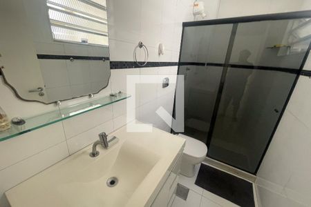 Casa para alugar com 75m², 2 quartos e 1 vaga Casa para alugar com 75m², 2 quartos e 1 vagaBanheiro