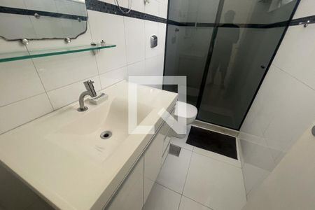 Casa para alugar com 75m², 2 quartos e 1 vaga Casa para alugar com 75m², 2 quartos e 1 vagaBanheiro