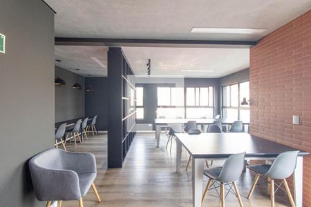Apartamento à venda com 26m², 1 quarto e sem vaga Apartamento à venda com 26m², 1 quarto e sem vagaÁrea comum - Salão de festas