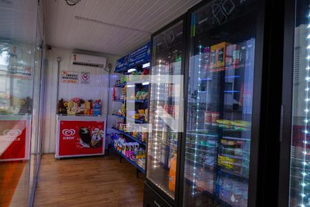 Apartamento à venda com 50m², 2 quartos e 1 vagaMini Mercado