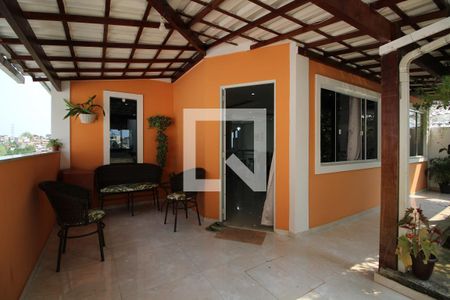 Casa para alugar com 240m², 4 quartos e 1 vagaÁrea Externa - Frente