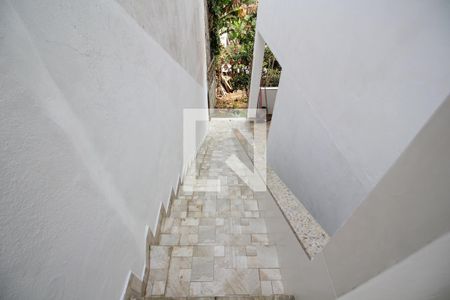 Casa para alugar com 240m², 4 quartos e 1 vagaAcesso Área Externa 