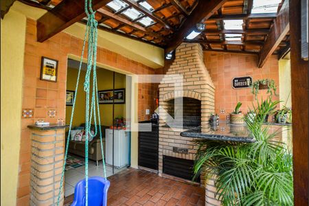 Casa à venda com 220m², 3 quartos e 2 vagas Casa à venda com 220m², 3 quartos e 2 vagasÁrea gourmet