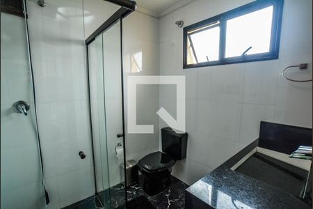 Casa à venda com 220m², 3 quartos e 2 vagas Casa à venda com 220m², 3 quartos e 2 vagasBanheiro da Suíte 2