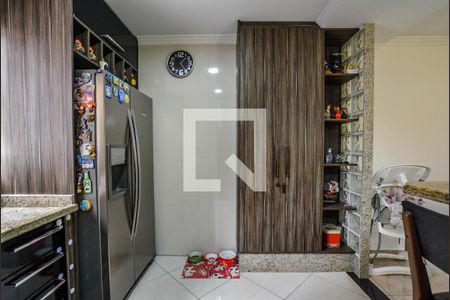 Casa à venda com 220m², 3 quartos e 2 vagas Casa à venda com 220m², 3 quartos e 2 vagasCozinha